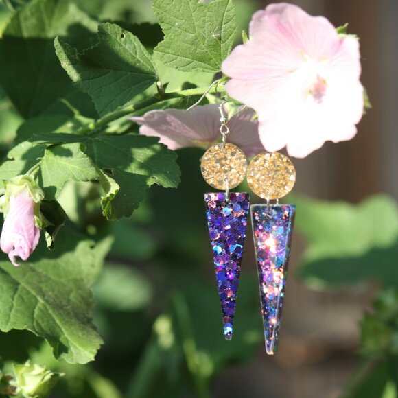 Mermaid Glitter Resin Earrings Hand Crafted - Picture 2 of 5
